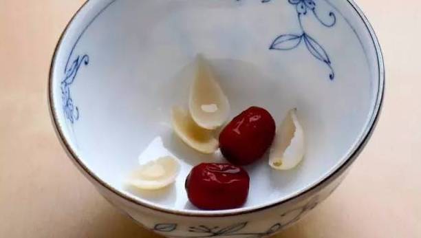 红枣鸡蛋奶做法