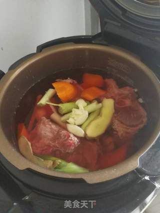 营养牛骨头汤的做法