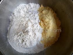 玉米面萝卜包子的做法