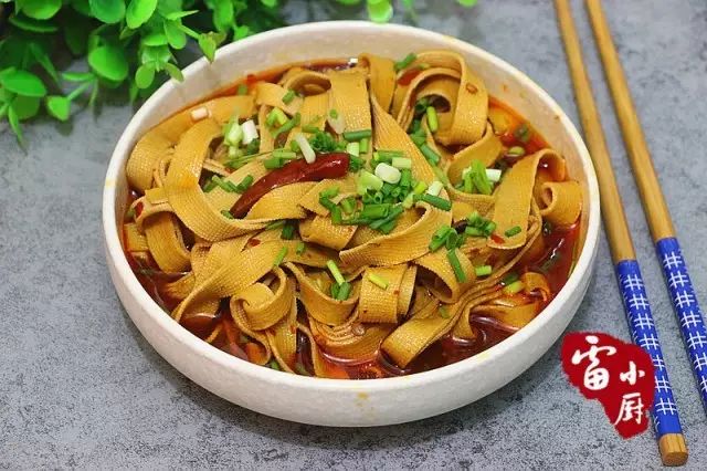 拌红干豆腐的做法