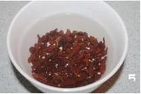 油鸡蕨麻汤的做法