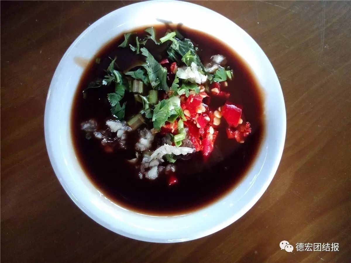 酸汤腌菜膏的做法