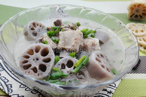 大厨排骨清炖藕的做法