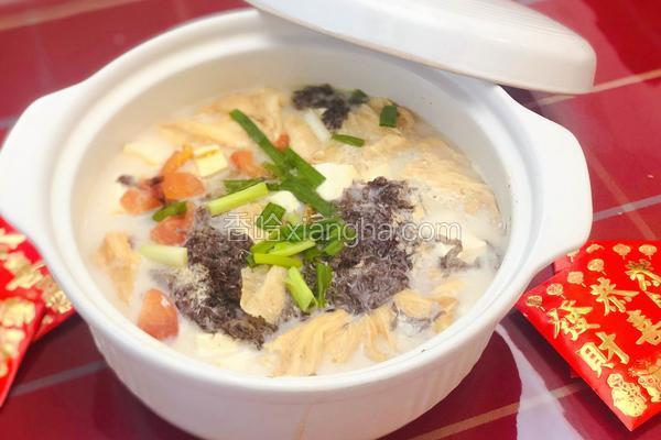 牡蛎豆腐牛奶汤的做法