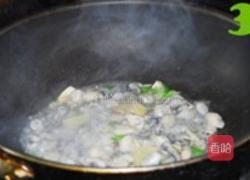 牡蛎豆腐牛奶汤的做法