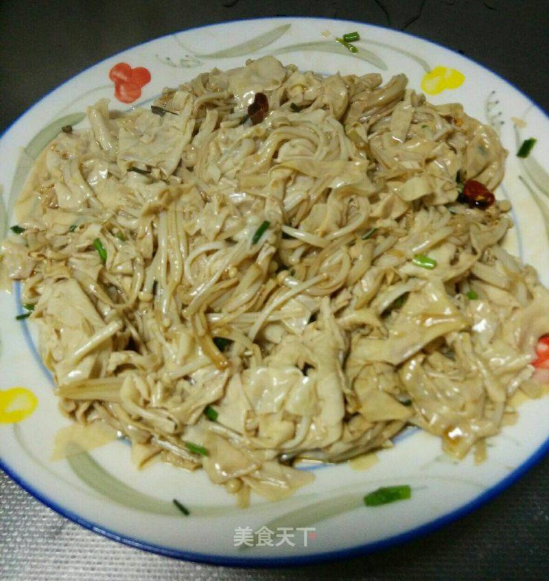 豆腐金针菇大头菜的做法
