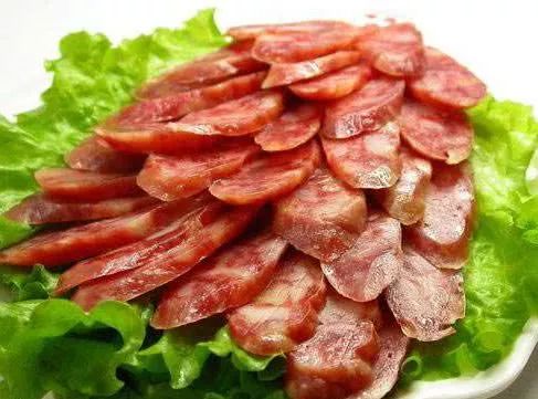 大排骨腊肠腊肉的做法