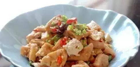芹菜凉拌油豆腐的做法