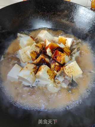 臭鱼头焖豆腐，独特风味中的美食密码