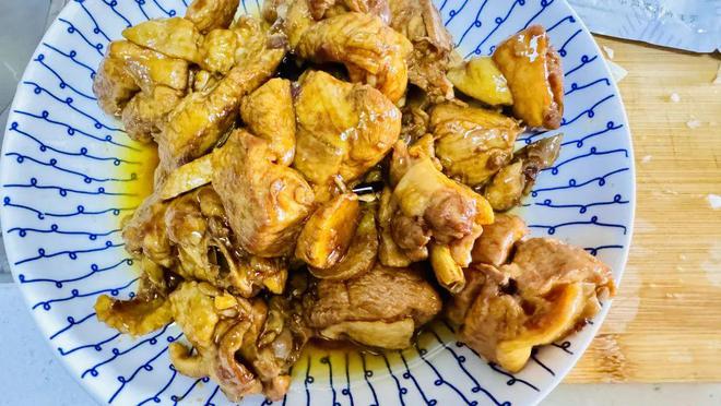 童子鸡块，滋补养生的美味佳肴
