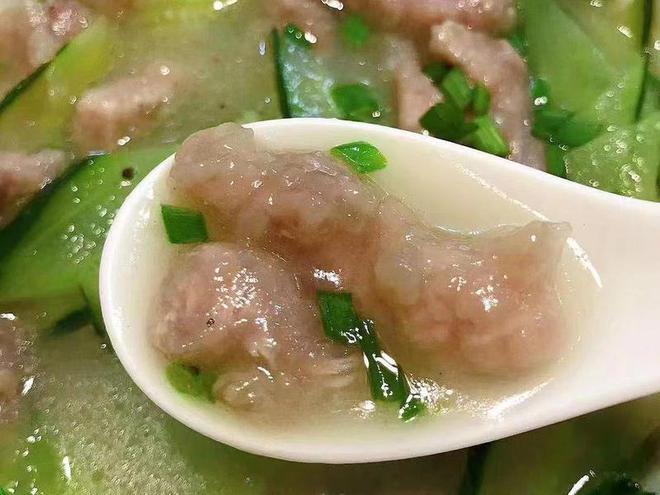 黄瓜滑肉汤，清新爽口，滋养身心的小秘密