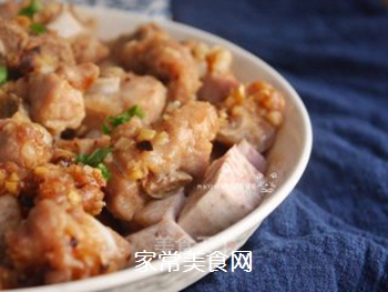 广西排骨蒸芋头的做法