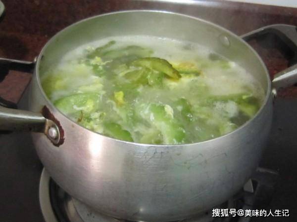 苦瓜香蕉鸡蛋汤做法大全