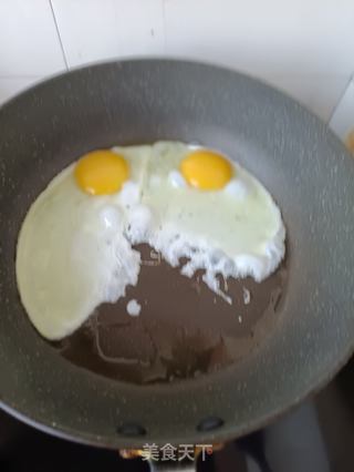 鸡蛋不敲碎做法视频