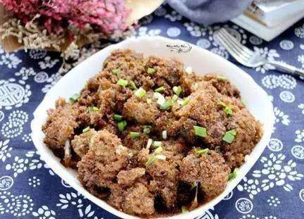 土豆蒸粉蒸排骨的做法