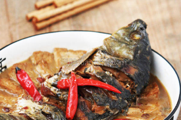 鲤鱼豆腐稻花鱼的做法