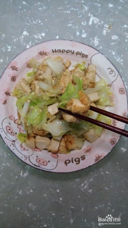 包菜炒脆皮豆腐的做法