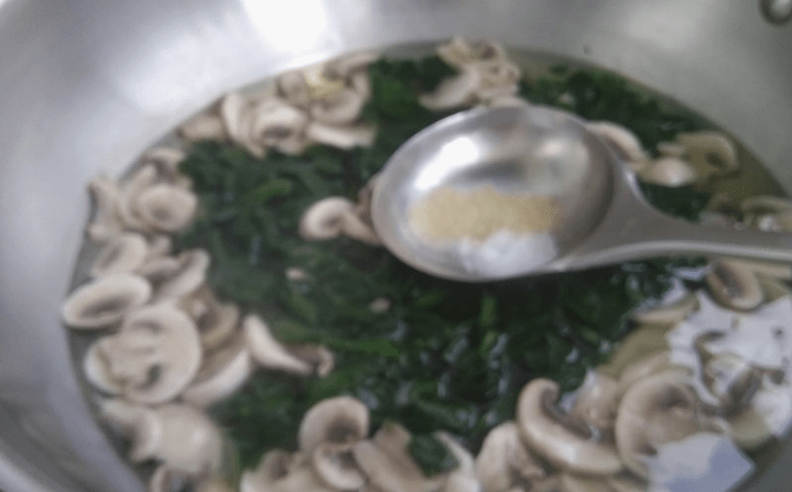 口蘑牛奶鸡蛋汤做法
