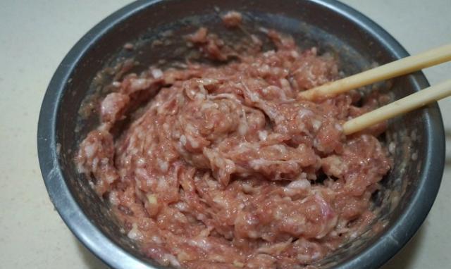 肉馅调料汤的做法