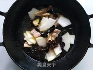 冬瓜木耳苦瓜汤的做法