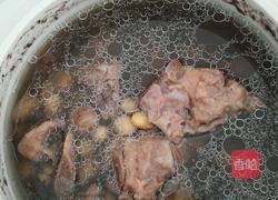 竹芋排骨黄豆汤的做法