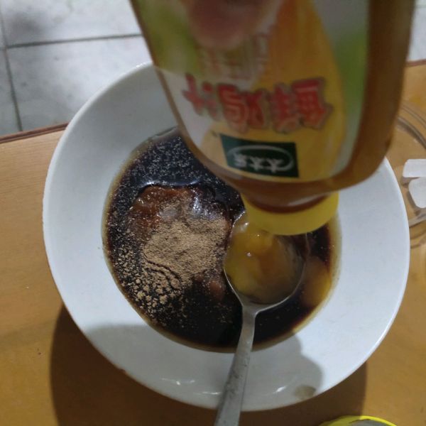 手工铁锅炖排骨的做法