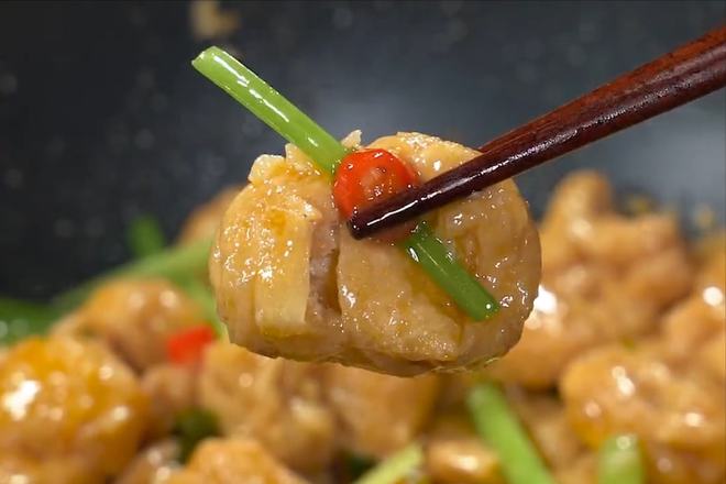 家常美味，油豆腐榨菜的独特魅力与做法解析