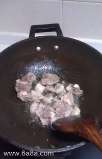 菠菜排骨藕的做法大全