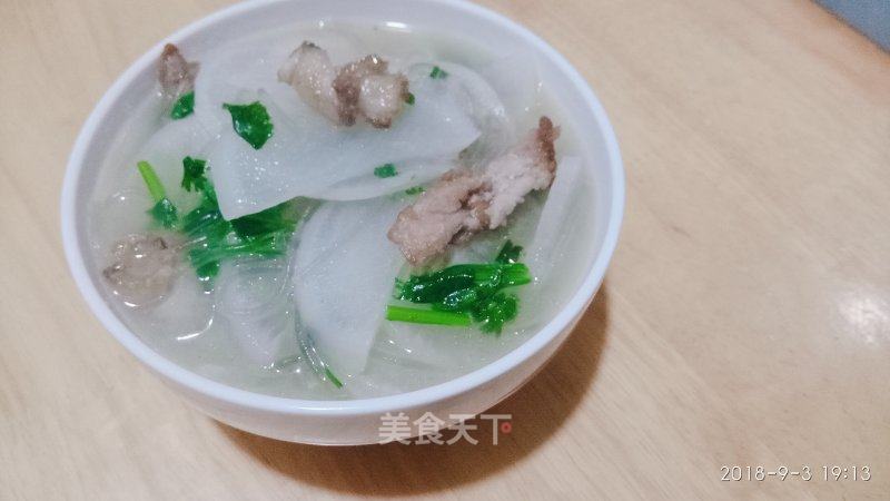 烧肉萝卜汤的做法