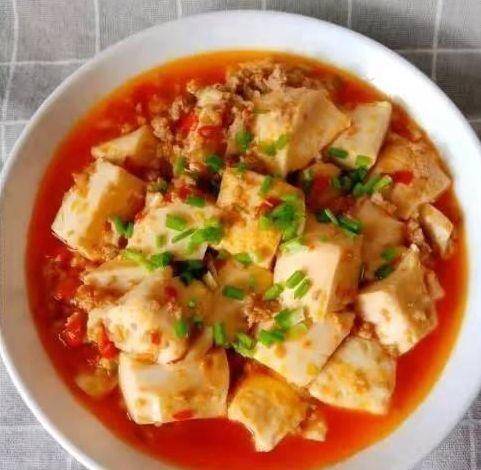 扣肉煮豆腐的做法