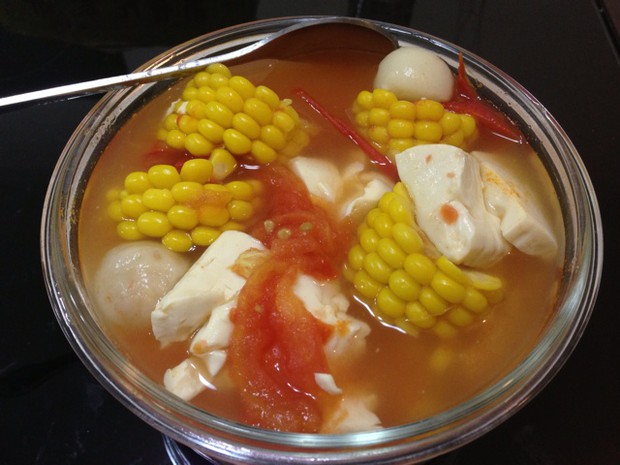 豆腐玉米炖汤，营养满分的家常美味
