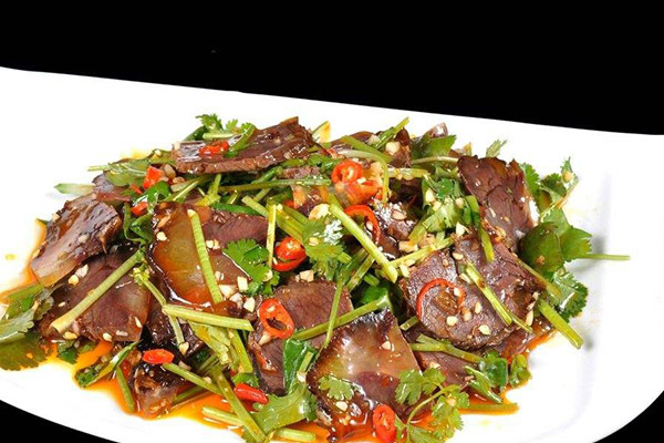 冷吃麻辣牛肉，香辣诱人，家常美味一学就会