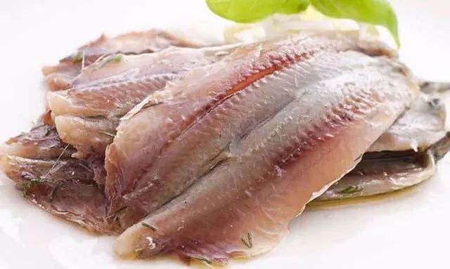 跳跳骨美食探秘，家常做法与养生功效一览无余