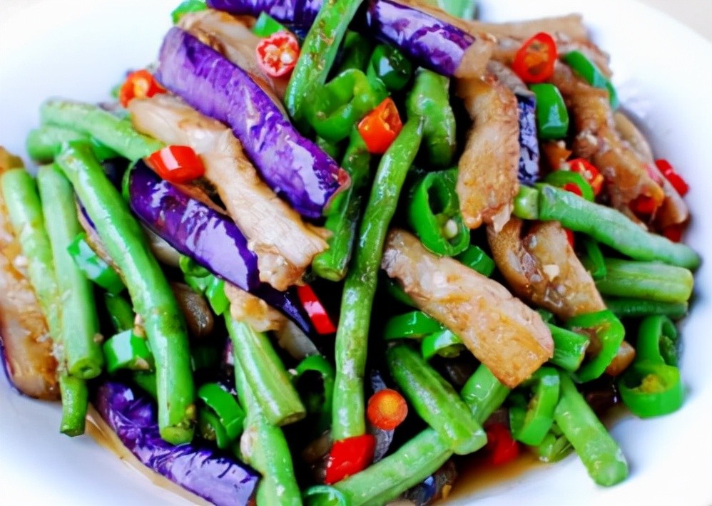 家常美味，炒茄子豆角的独特魅力与烹饪秘诀