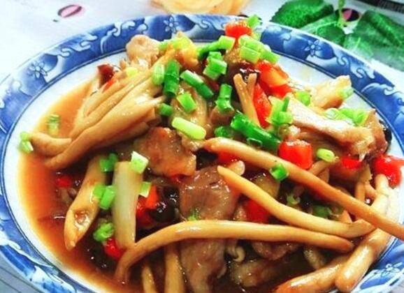 家常美食新滋味——排骨豆腐炒粉条的独家做法解析