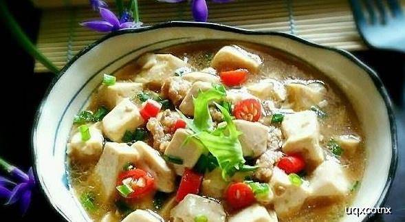 五香熏豆腐肉馅卷，家常美食的创意变身