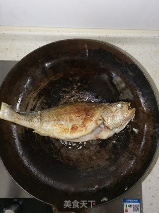 开江酱焖鱼的做法