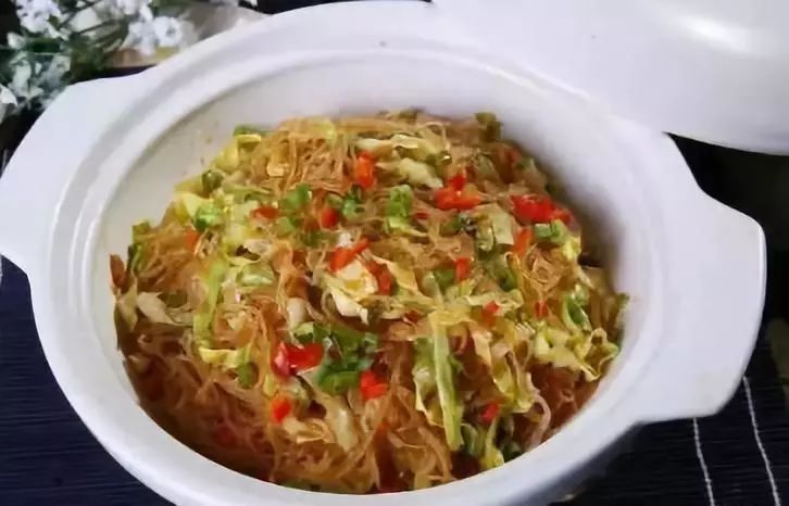 包菜粉丝豆腐丝的做法