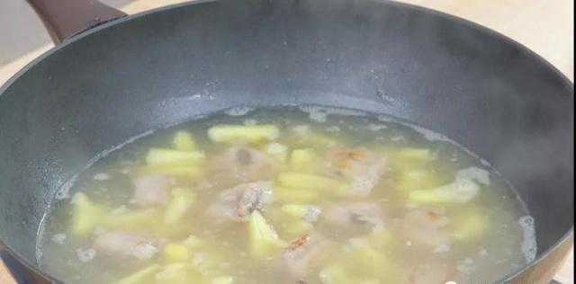 辅食排骨柠檬汁的做法