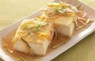 土家豆腐扣碗，传统美食的魅力与家常做法解析