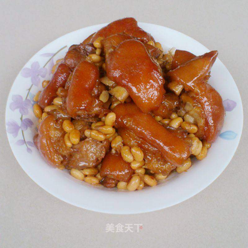 猪蹄焖黄豆做法