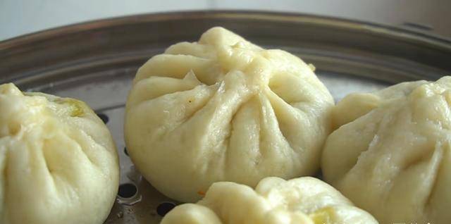 韭菜粉丝豆腐包子的美味秘密，家常美食新做法