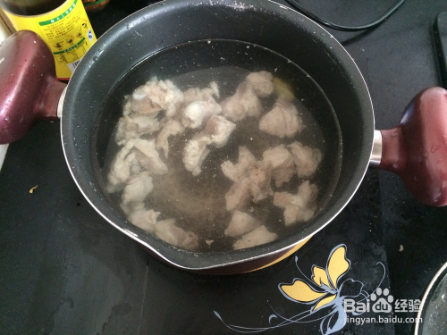 排骨白菜炖胡萝卜的做法