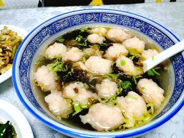 鲜嫩可口，营养满分——虾豆腐丸的美味制作与保健功效