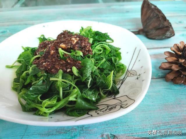 青苋菜炖小豆腐，家常美味，营养满分