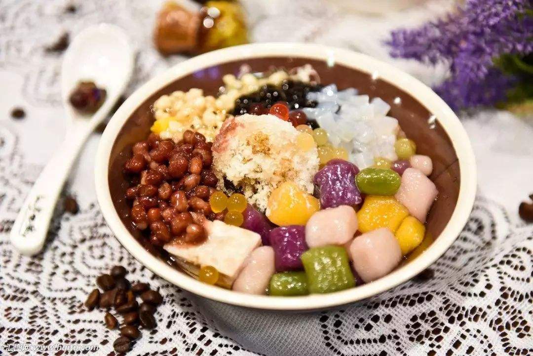 夏日消暑神器，烧凉粉的制作与食用指南