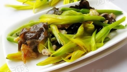 辣椒木耳干豆腐，家常美食的健康新吃法