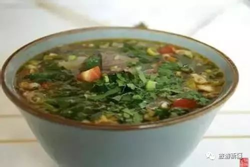 豆腐杂烩汤，温暖心灵的美味佳肴