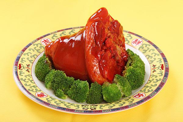保定会馆特色美食探秘，酱肘子的传统魅力与家常做法