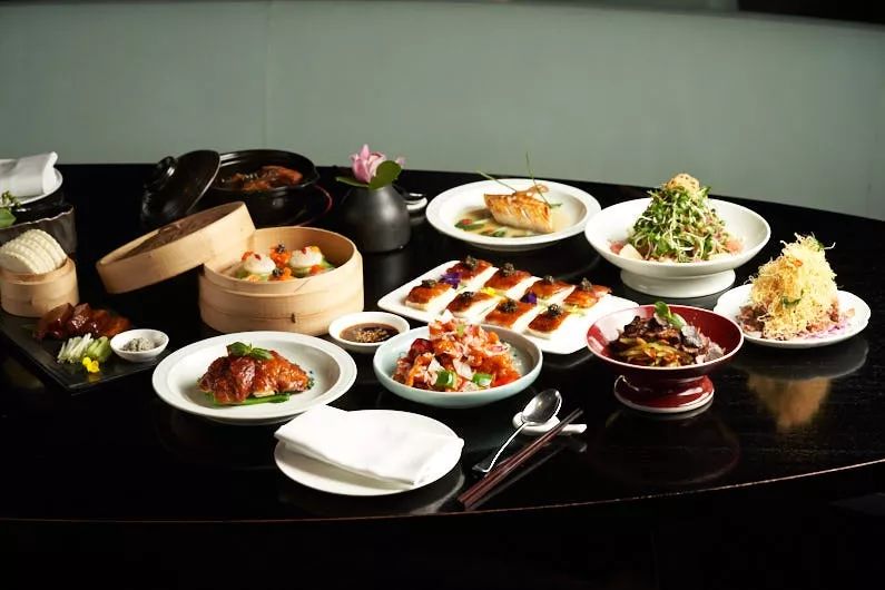 八字面的魅力，传统食材的现代烹饪之道